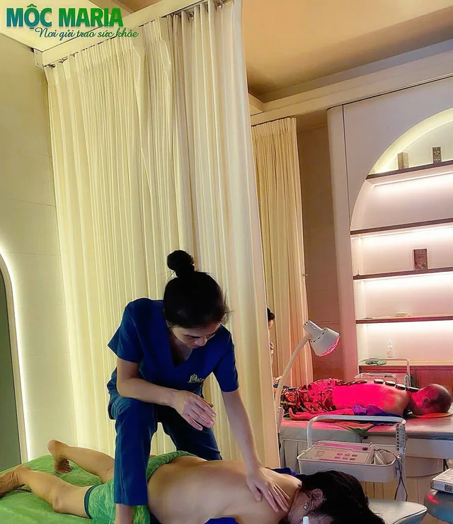 Ảnh hoạt động chăm sóc tại Mộc Maria